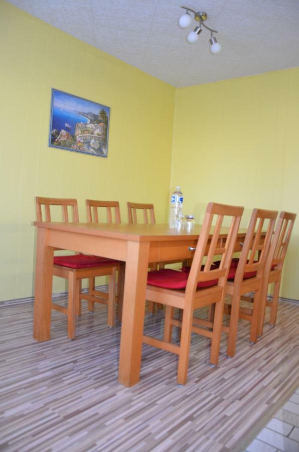 Ferienwohnung Pascale メトラッハ エクステリア 写真